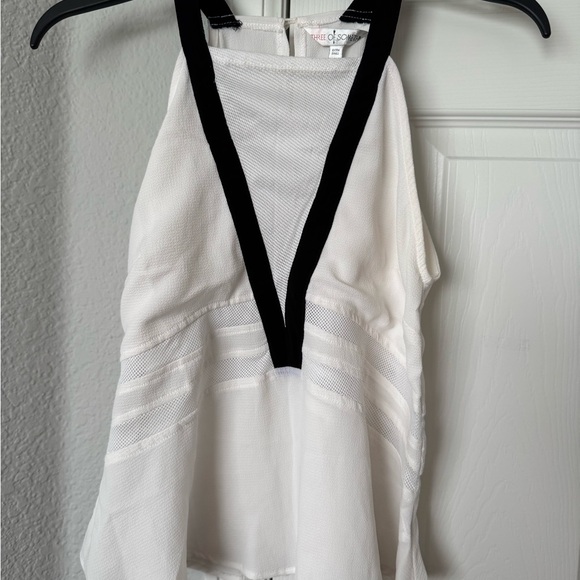 Asymmetrical Black and White Sleeveless Tank Top - Picture 1 of 4